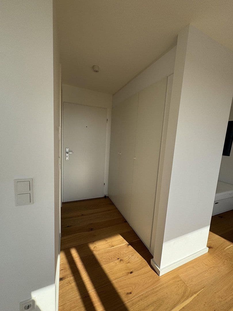 Prenájom bytu 1-izbový 37 m², Münsterstrasse 161, Düsseldorf, Severné Porýnie - Westfálsko Prenájom bytu 1-izbový 37 m², Münsterstrasse 161, Düsseldorf, Severné Porýnie - Westfálsko