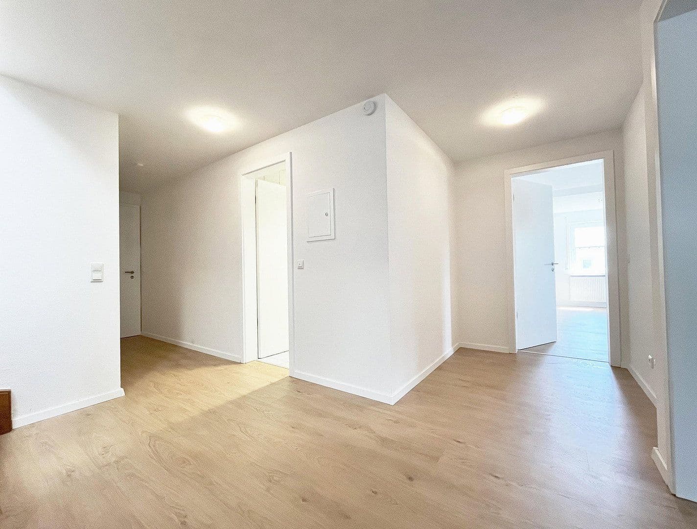 Prenájom bytu 3-izbový 103 m², Pforzheim, Bádensko-Wurttembersko Prenájom bytu 3-izbový 103 m², Pforzheim, Bádensko-Wurttembersko