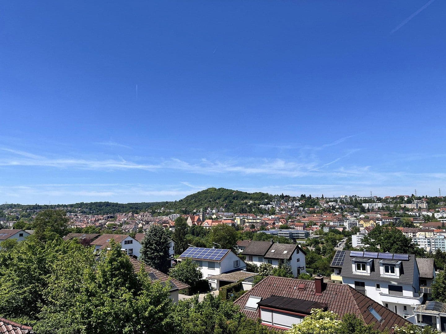 Prenájom bytu 3-izbový 103 m², Pforzheim, Bádensko-Wurttembersko Prenájom bytu 3-izbový 103 m², Pforzheim, Bádensko-Wurttembersko