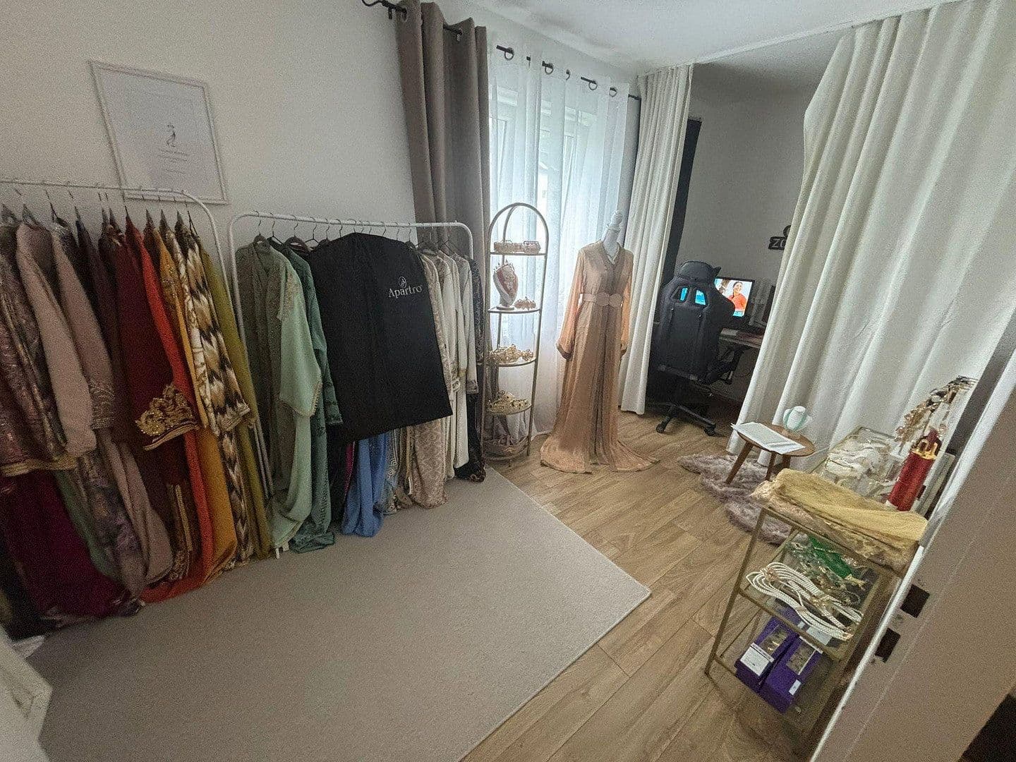 Predaj bytu 3-izbový 63 m², Kelkheim (Taunus), Hesensko Predaj bytu 3-izbový 63 m², Kelkheim (Taunus), Hesensko