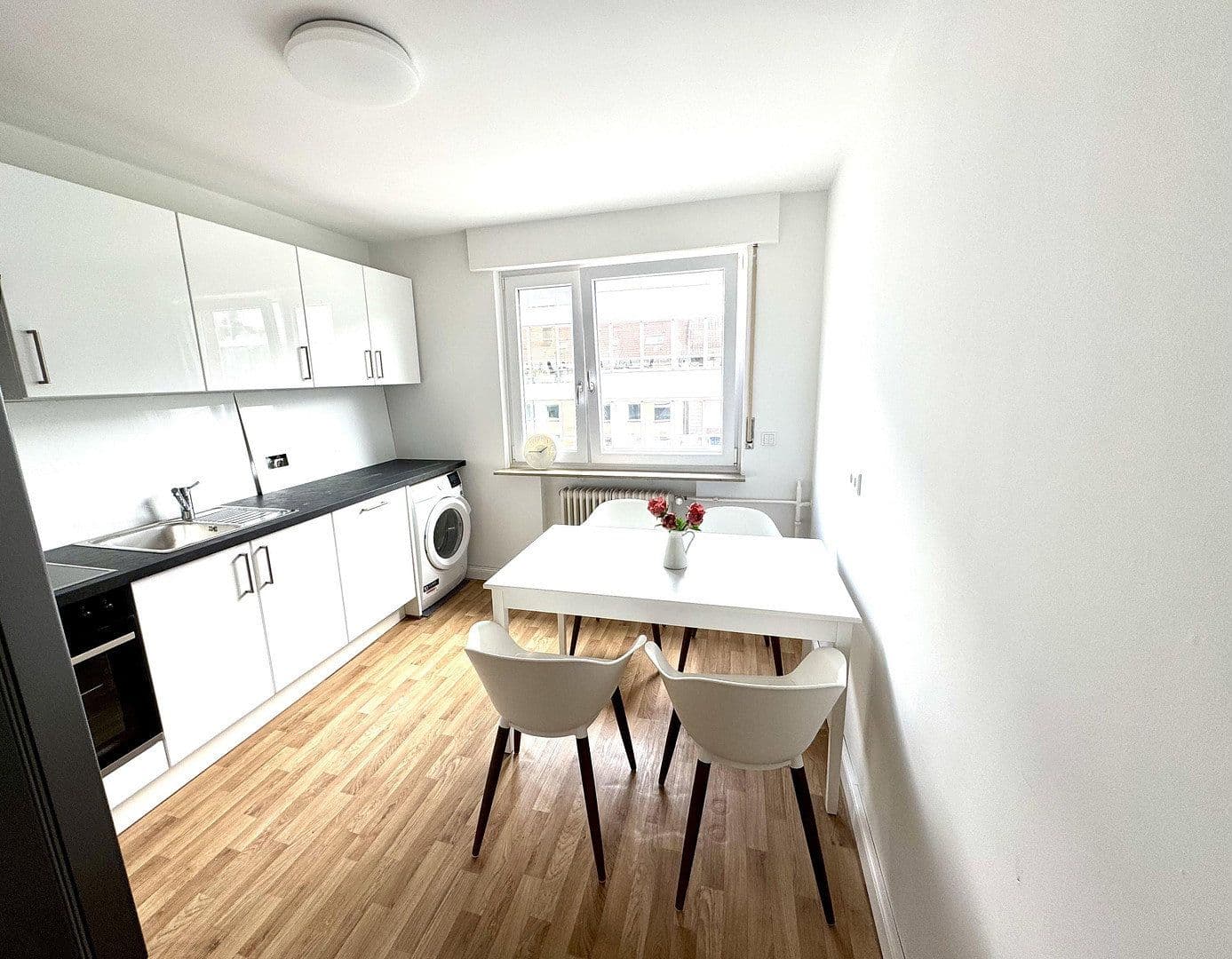 Prenájom bytu 14 m², Rollnerstraße 9, Nürnberg, Bavorsko Prenájom bytu 14 m², Rollnerstraße 9, Nürnberg, Bavorsko