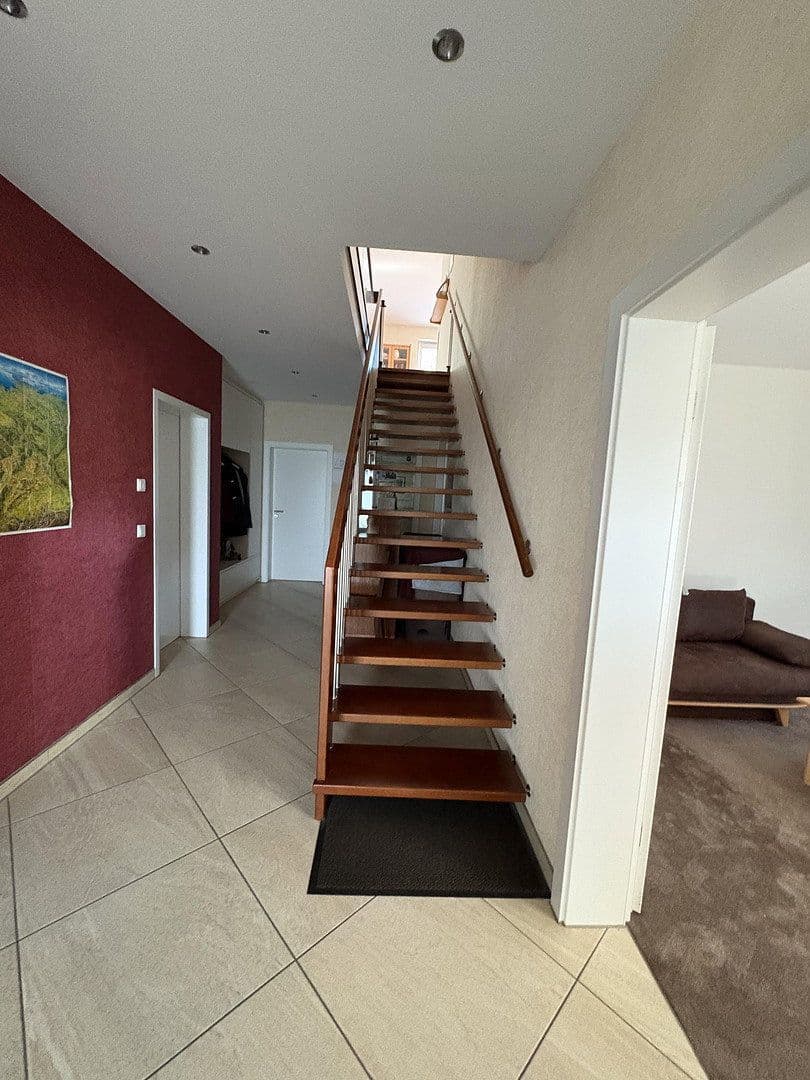 Predaj domu 195 m², pozemek 614 m², Mönchengladbach, Severné Porýnie - Westfálsko Predaj domu 195 m², pozemek 614 m², Mönchengladbach, Severné Porýnie - Westfálsko