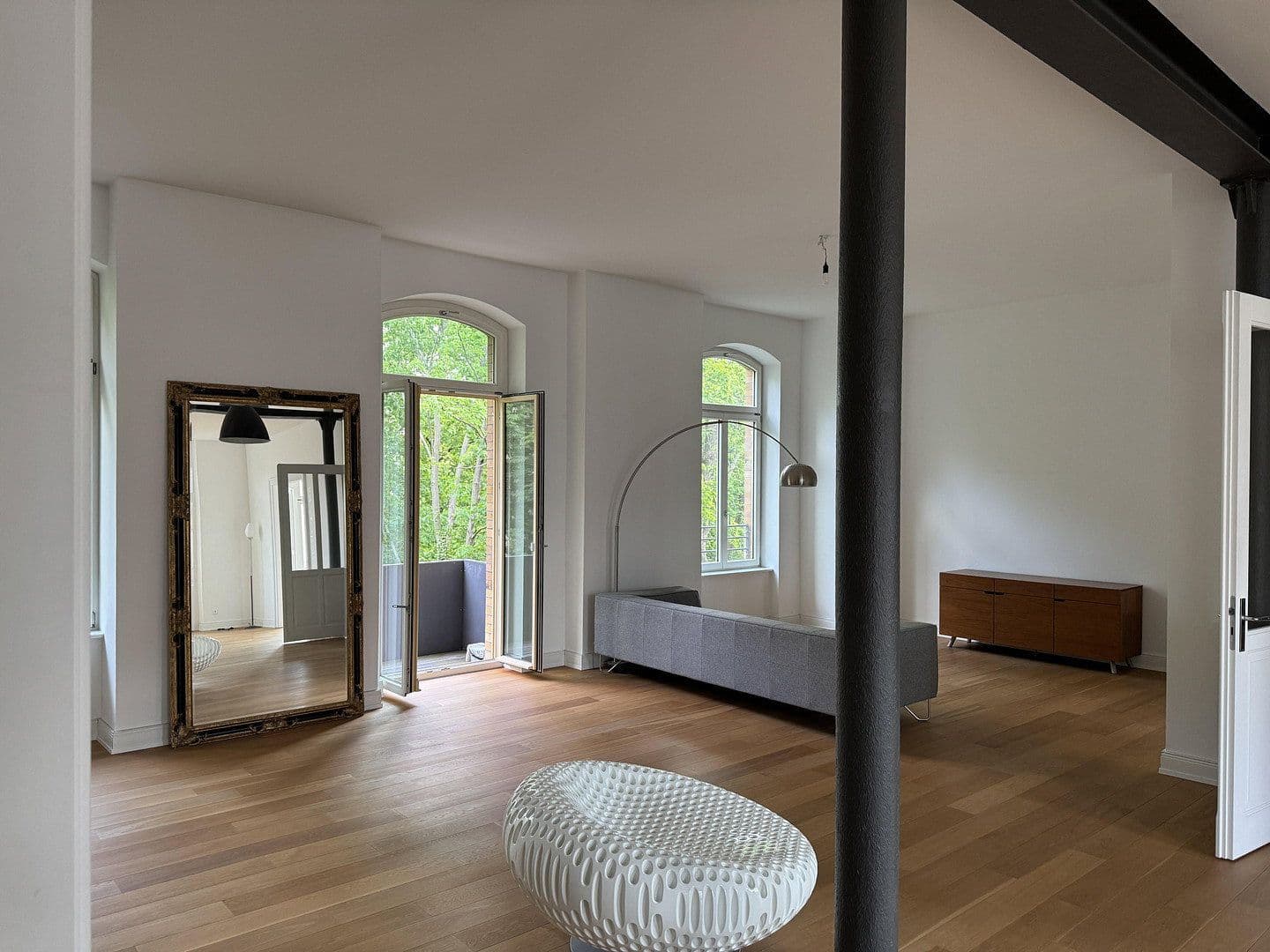 Predaj bytu 4-izbový 163 m², Berlin, Berlín Predaj bytu 4-izbový 163 m², Berlin, Berlín