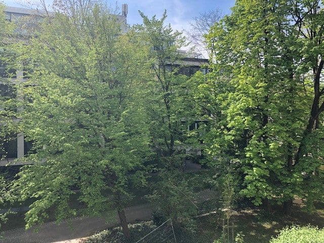 Prenájom bytu 3-izbový 90 m², München, Bavorsko Prenájom bytu 3-izbový 90 m², München, Bavorsko