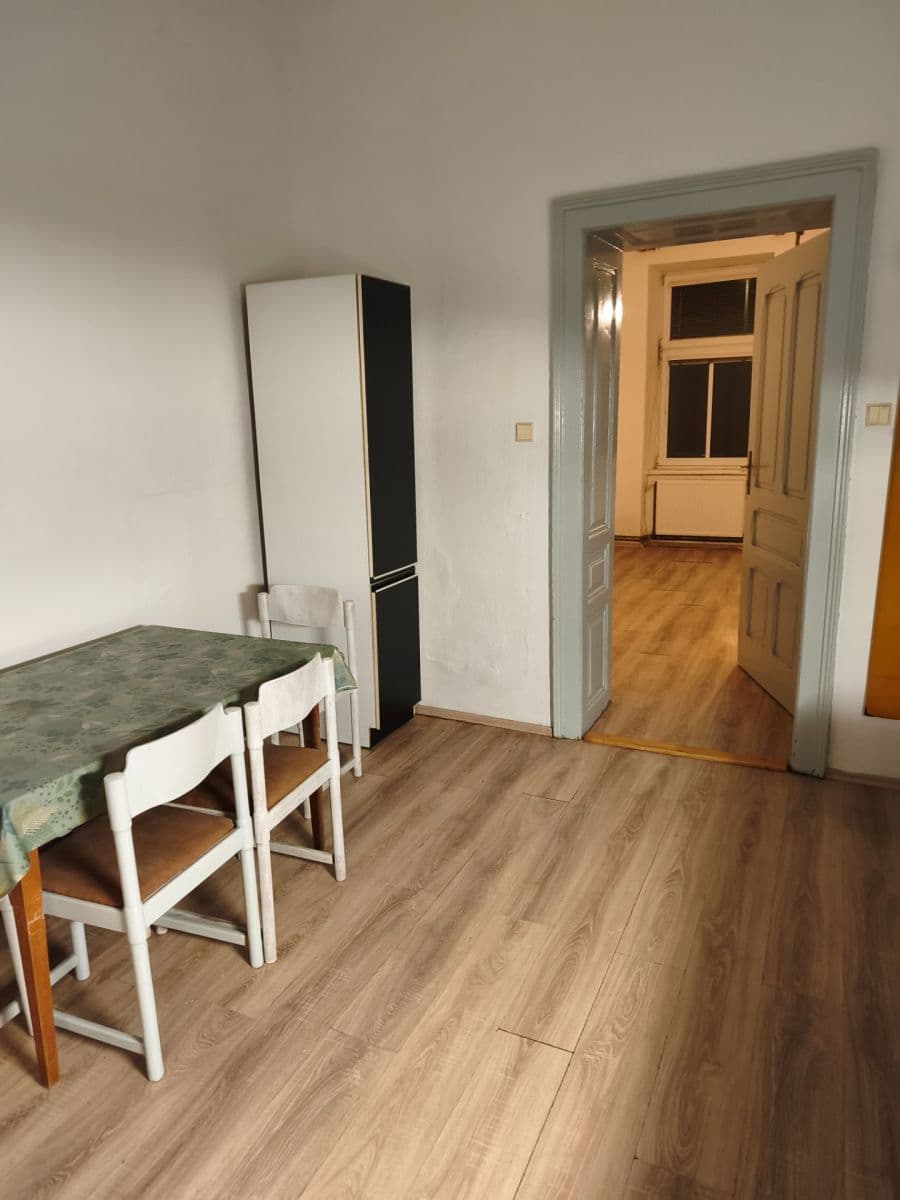 Prenájom bytu 1-izbový 35 m², Šafaříkova, Prostějov, Olomoucký kraj Prenájom bytu 1-izbový 35 m², Šafaříkova, Prostějov, Olomoucký kraj
