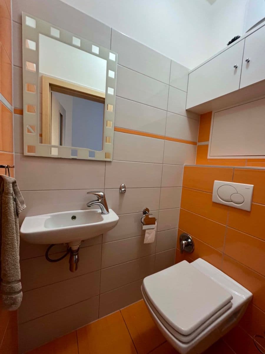 Prenájom bytu 3-izbový 72 m², Čajkovského, Hodonín, Jihomoravský kraj Prenájom bytu 3-izbový 72 m², Čajkovského, Hodonín, Jihomoravský kraj