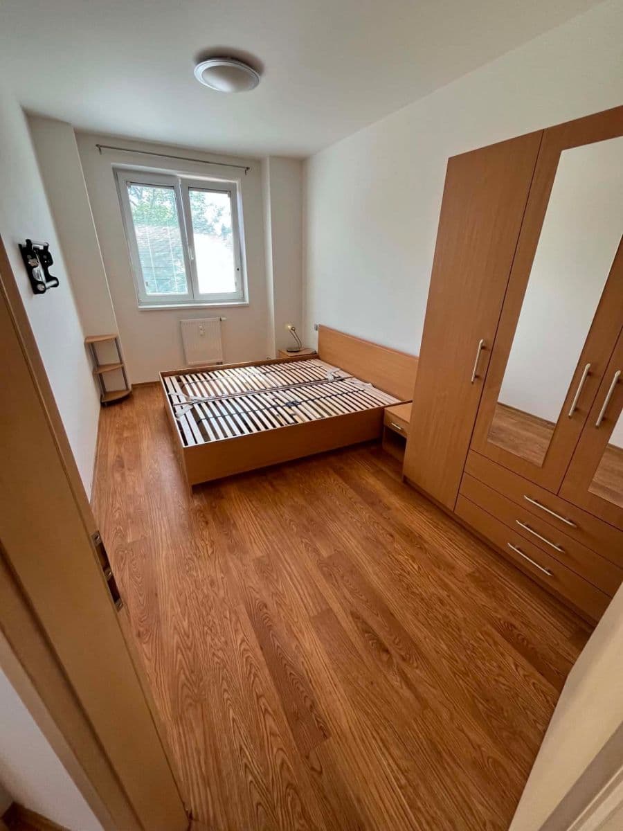 Prenájom bytu 3-izbový 72 m², Čajkovského, Hodonín, Jihomoravský kraj Prenájom bytu 3-izbový 72 m², Čajkovského, Hodonín, Jihomoravský kraj