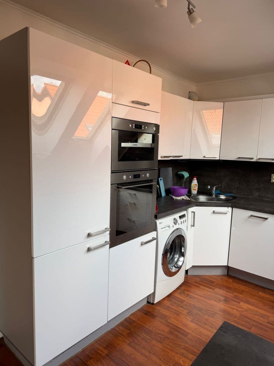 Prenájom bytu 2-izbový 65 m², Luční, Nupaky, Středočeský kraj Prenájom bytu 2-izbový 65 m², Luční, Nupaky, Středočeský kraj