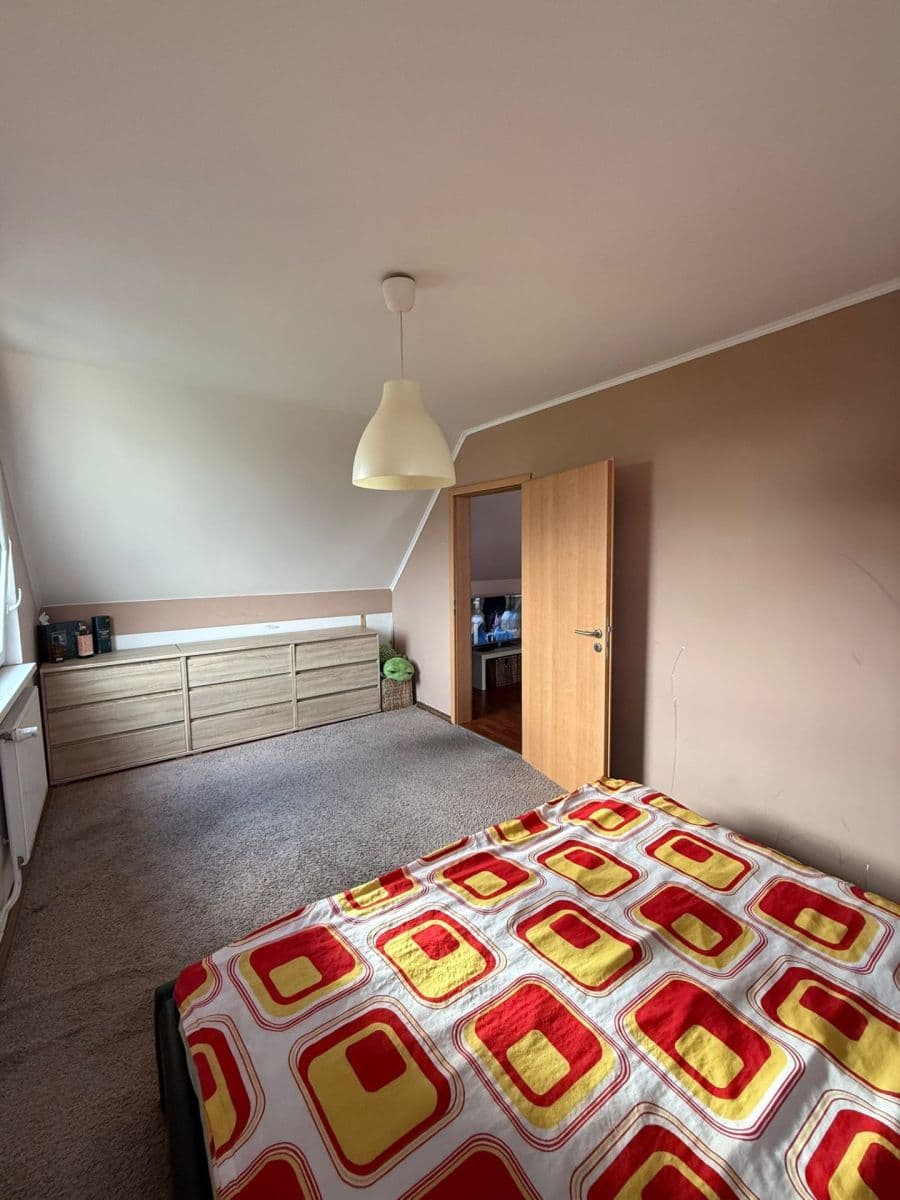 Prenájom bytu 2-izbový 65 m², Luční, Nupaky, Středočeský kraj Prenájom bytu 2-izbový 65 m², Luční, Nupaky, Středočeský kraj
