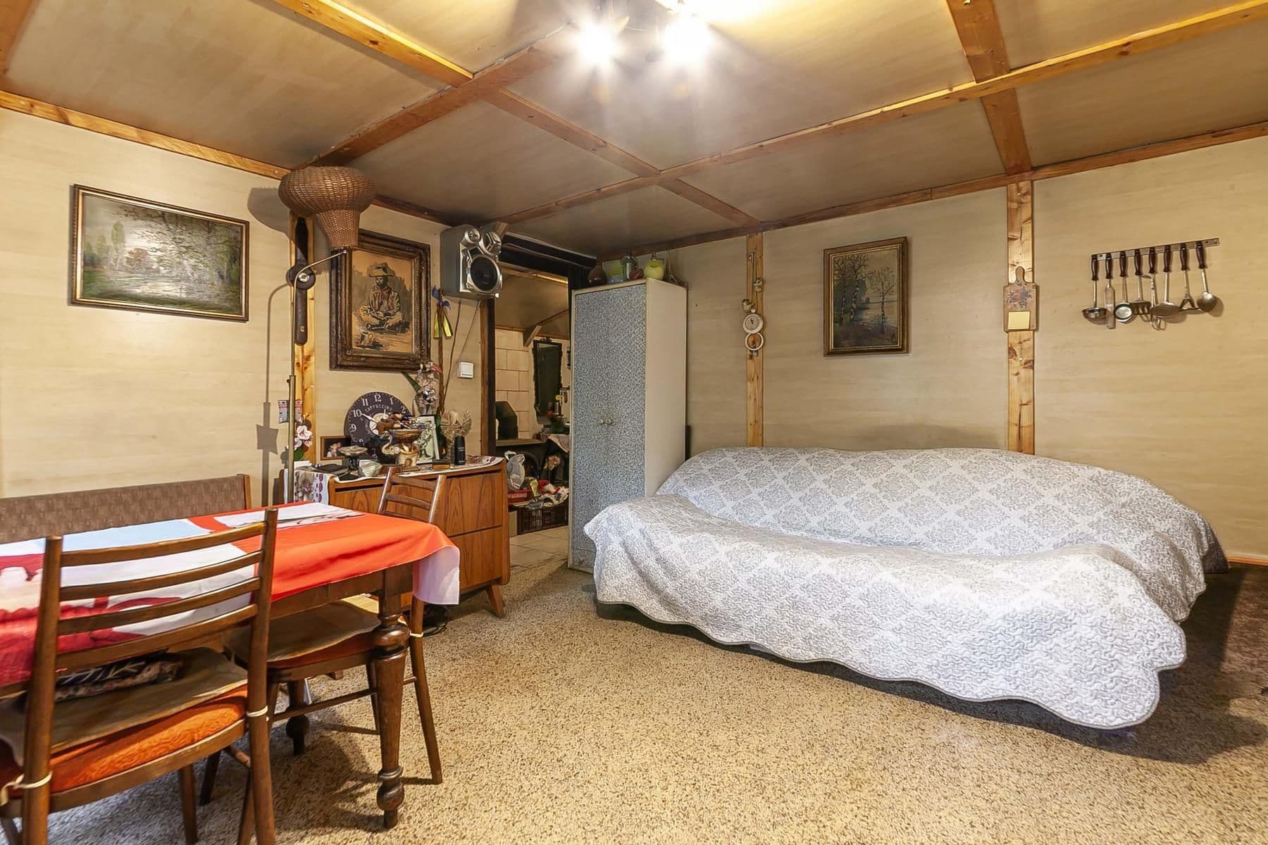 Predaj rekreačného objektu 50 m², pozemek 2.736 m², Slapy, Jihočeský kraj Predaj rekreačného objektu 50 m², pozemek 2.736 m², Slapy, Jihočeský kraj