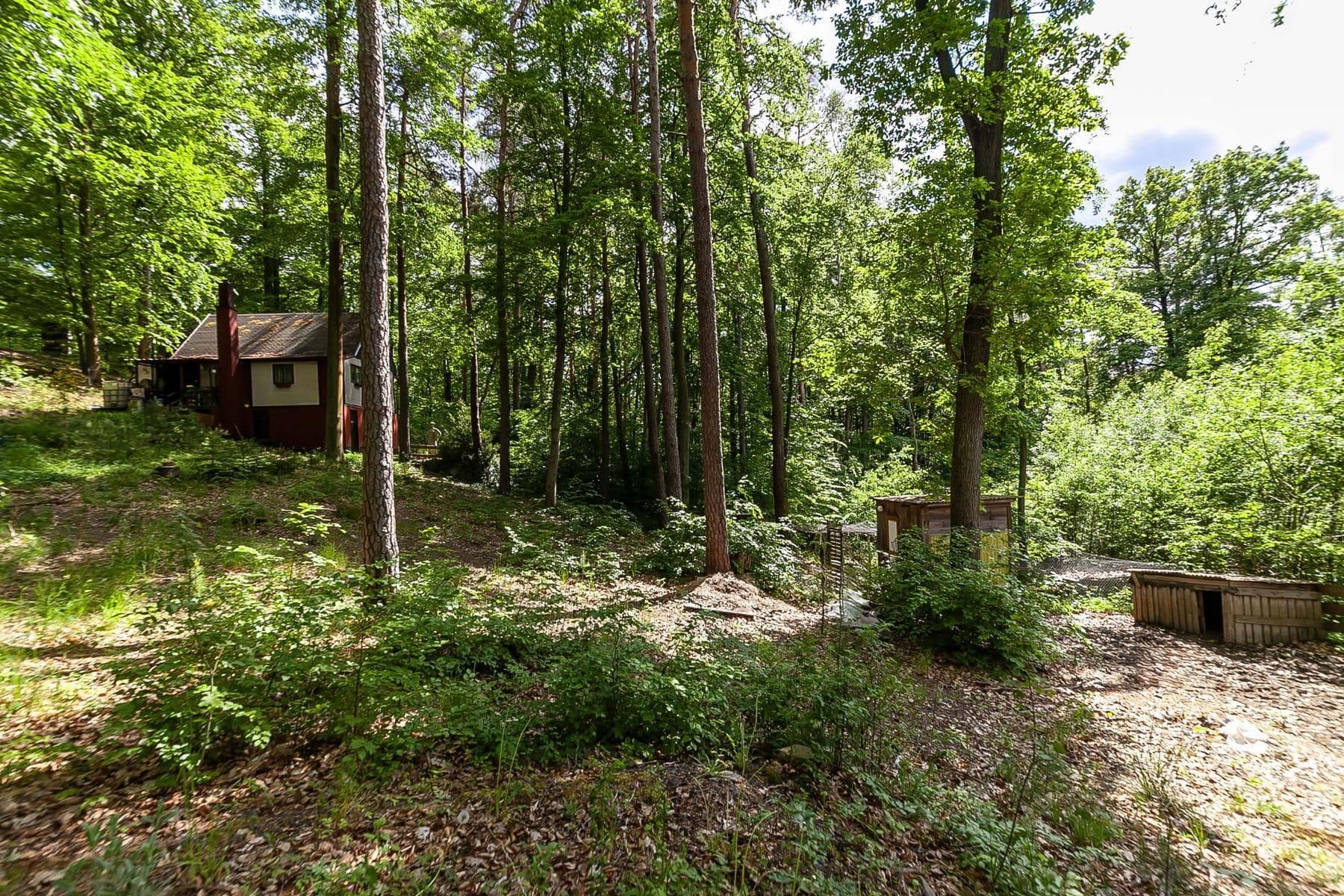 Predaj rekreačného objektu 50 m², pozemek 2.736 m², Slapy, Jihočeský kraj Predaj rekreačného objektu 50 m², pozemek 2.736 m², Slapy, Jihočeský kraj
