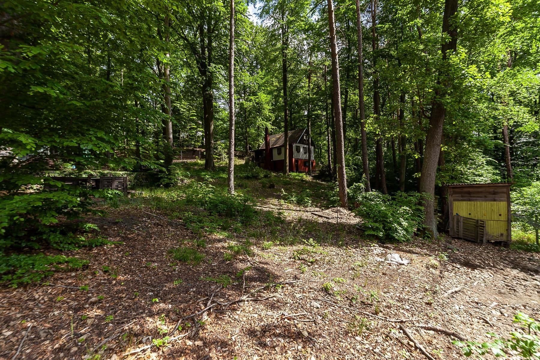 Predaj rekreačného objektu 50 m², pozemek 2.736 m², Slapy, Jihočeský kraj Predaj rekreačného objektu 50 m², pozemek 2.736 m², Slapy, Jihočeský kraj