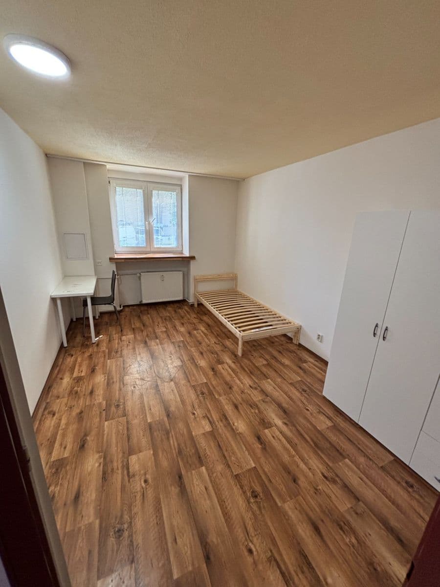 Prenájom bytu 3-izbový 60 m², Londýnská, Ústí nad Labem, Ústecký kraj Prenájom bytu 3-izbový 60 m², Londýnská, Ústí nad Labem, Ústecký kraj