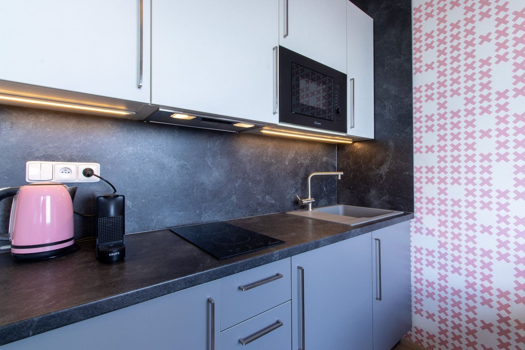Prenájom bytu 1-izbový 16 m², Peroutkova, Praha, Praha Prenájom bytu 1-izbový 16 m², Peroutkova, Praha, Praha