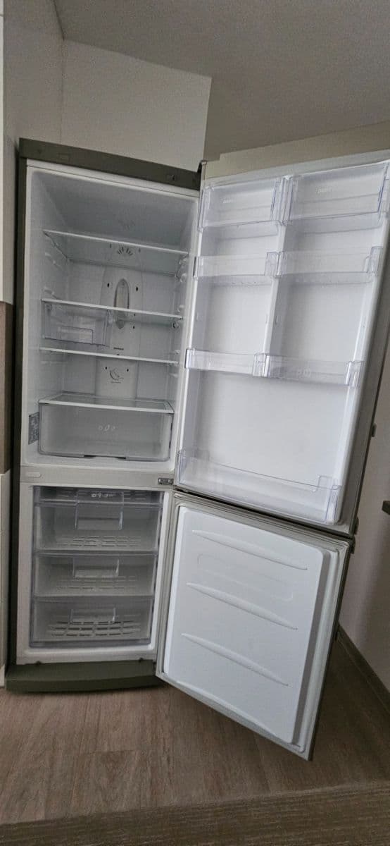 Prenájom bytu 3-izbový 78 m², Krouzova, Praha, Praha Prenájom bytu 3-izbový 78 m², Krouzova, Praha, Praha