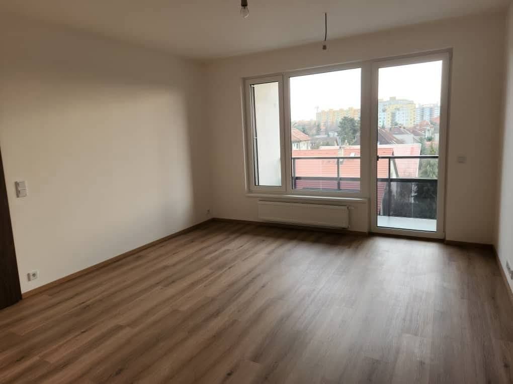 Prenájom bytu 2-izbový 56 m², Hodkovická, Praha, Praha Prenájom bytu 2-izbový 56 m², Hodkovická, Praha, Praha