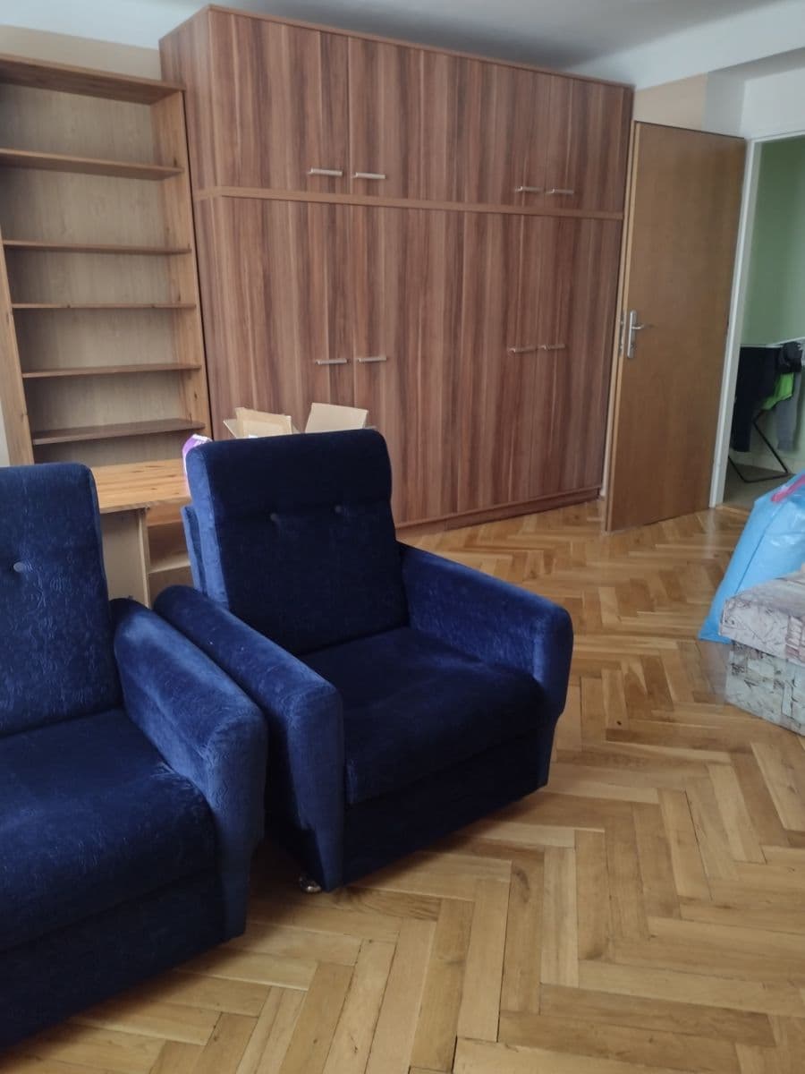 Prenájom bytu 2-izbový 65 m², K Blahobytu, Pardubice, Pardubický kraj Prenájom bytu 2-izbový 65 m², K Blahobytu, Pardubice, Pardubický kraj