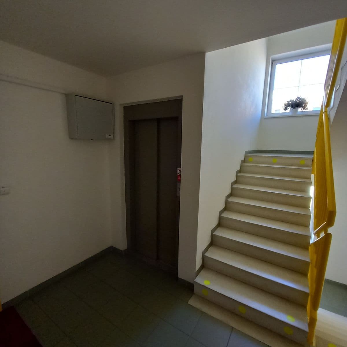 Prenájom bytu 2-izbový 56 m², Nušlova, Jindřichův Hradec, Jihočeský kraj Prenájom bytu 2-izbový 56 m², Nušlova, Jindřichův Hradec, Jihočeský kraj