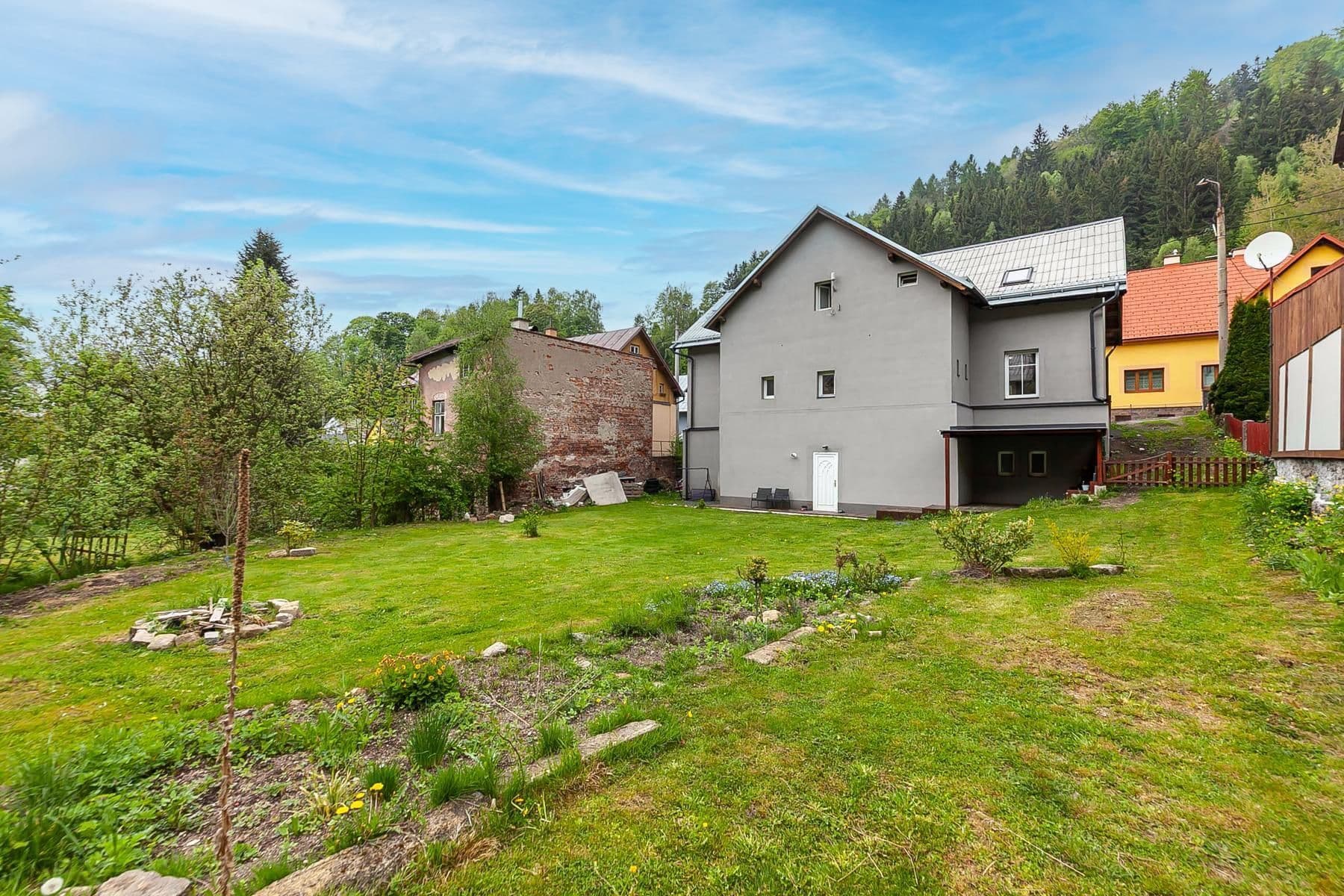 Predaj nebytového priestoru 682 m², Krkonošská, Desná, Liberecký kraj Predaj nebytového priestoru 682 m², Krkonošská, Desná, Liberecký kraj
