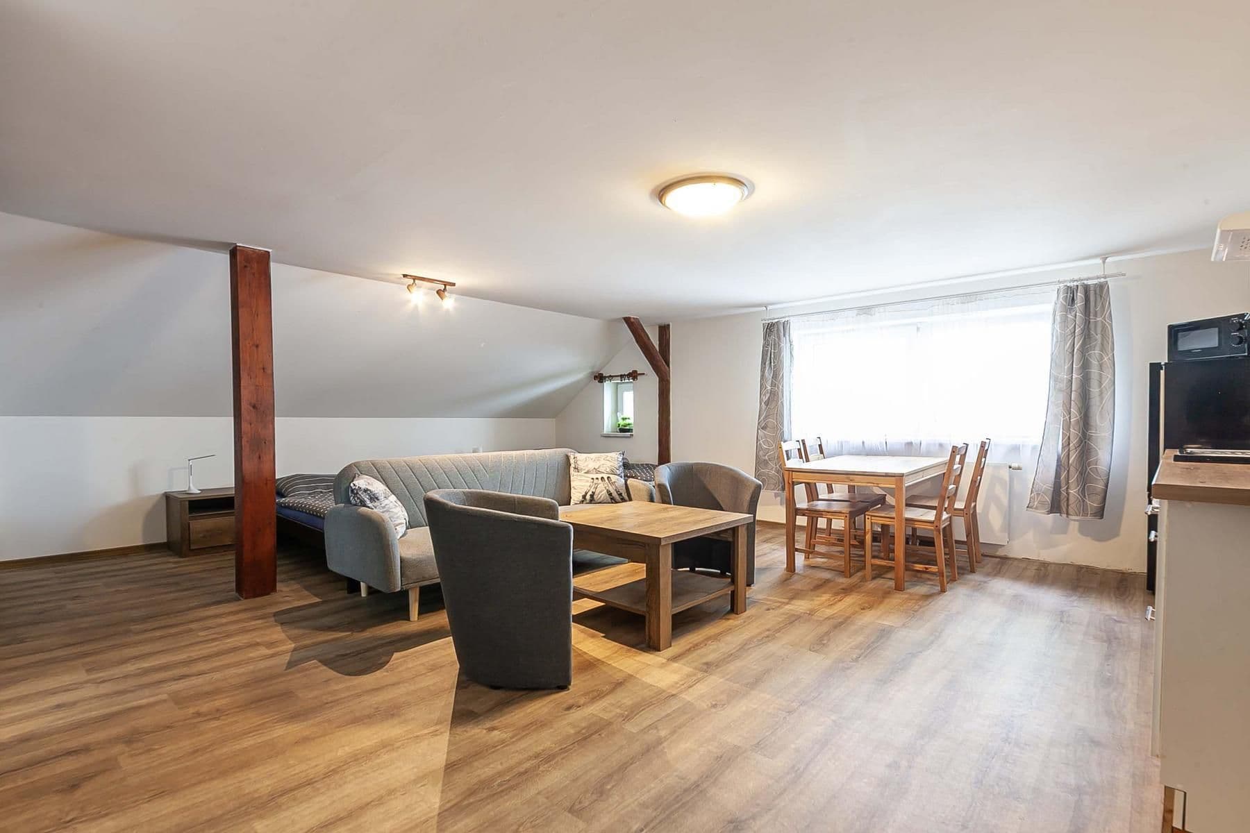 Predaj nebytového priestoru 682 m², Krkonošská, Desná, Liberecký kraj Predaj nebytového priestoru 682 m², Krkonošská, Desná, Liberecký kraj