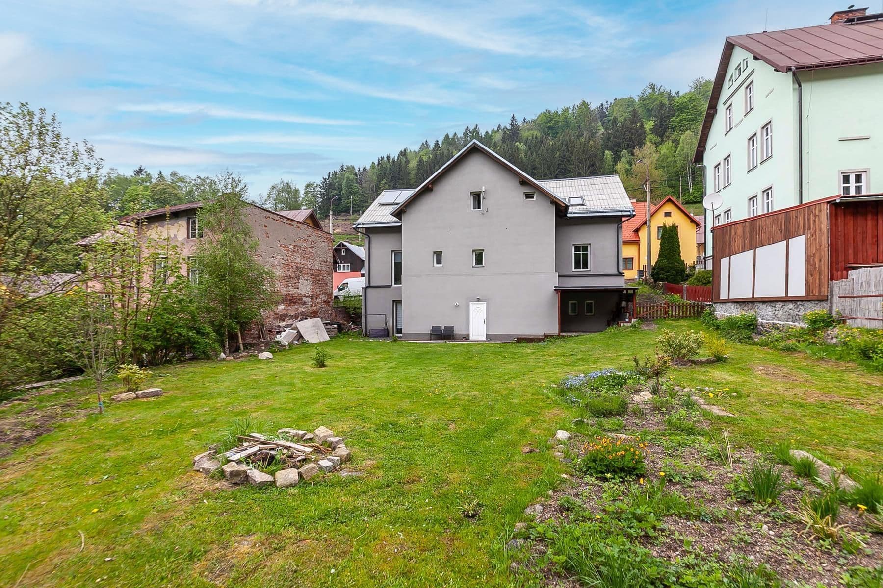 Predaj nebytového priestoru 682 m², Krkonošská, Desná, Liberecký kraj Predaj nebytového priestoru 682 m², Krkonošská, Desná, Liberecký kraj