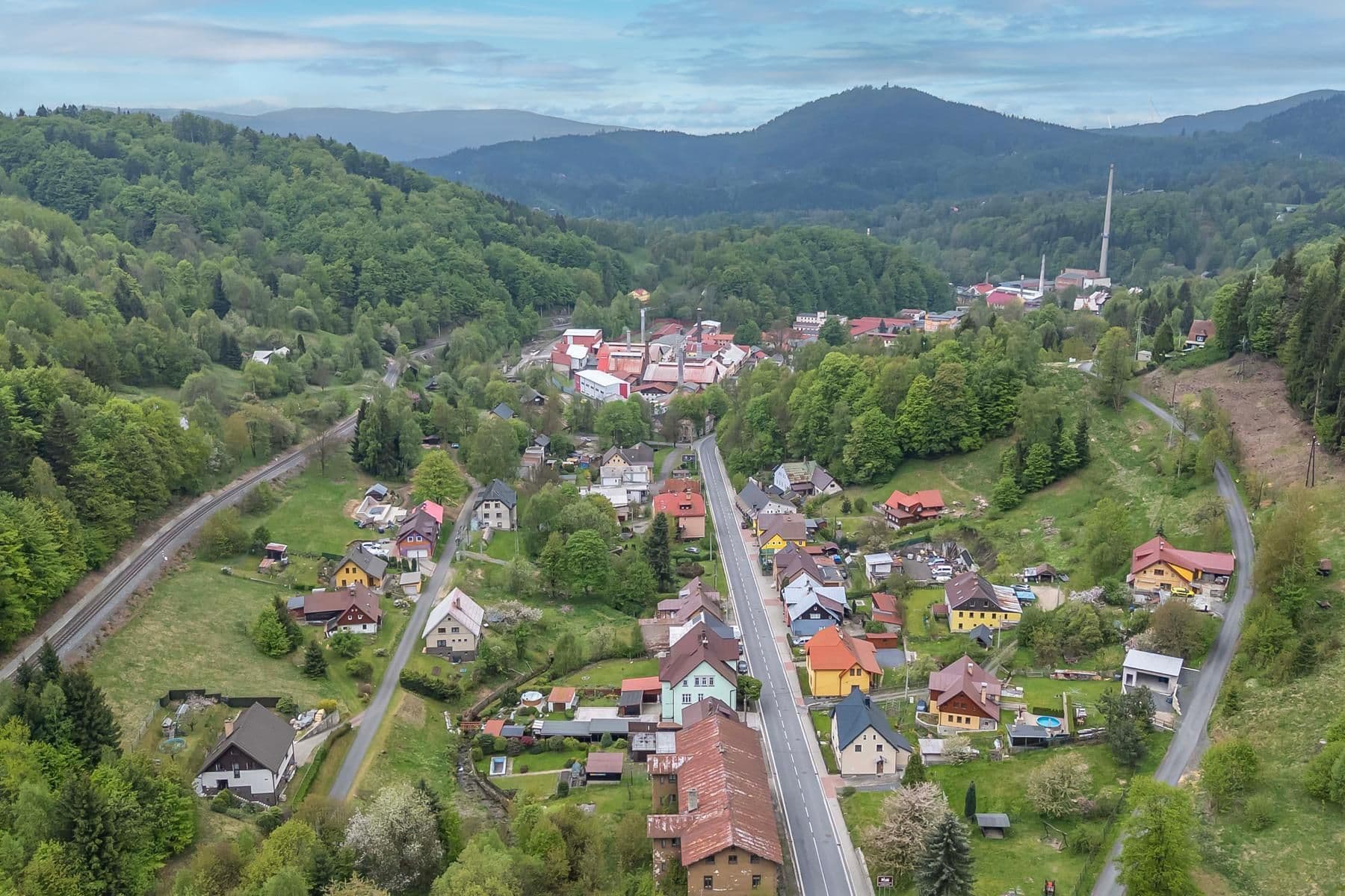 Predaj nebytového priestoru 682 m², Krkonošská, Desná, Liberecký kraj Predaj nebytového priestoru 682 m², Krkonošská, Desná, Liberecký kraj