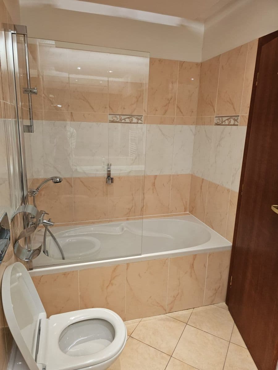 Prenájom bytu 2-izbový 48 m², Antolská, Petržalka, Bratislavský kraj Prenájom bytu 2-izbový 48 m², Antolská, Petržalka, Bratislavský kraj