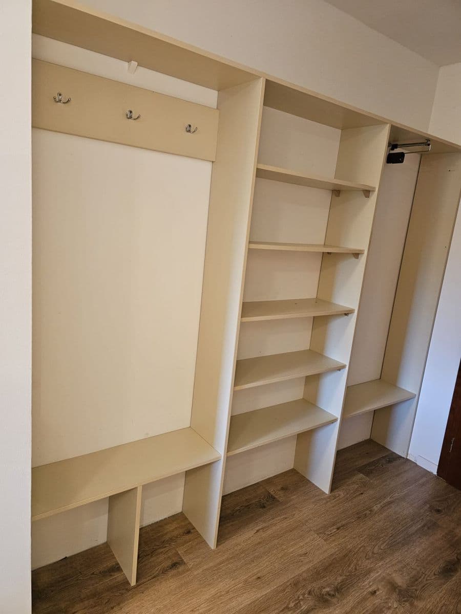 Prenájom bytu 2-izbový 48 m², Antolská, Petržalka, Bratislavský kraj Prenájom bytu 2-izbový 48 m², Antolská, Petržalka, Bratislavský kraj