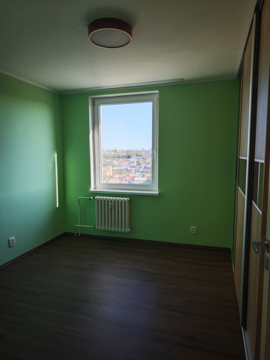 Prenájom bytu 3-izbový 76 m², Na Svahu, Třebíč, Kraj Vysočina Prenájom bytu 3-izbový 76 m², Na Svahu, Třebíč, Kraj Vysočina