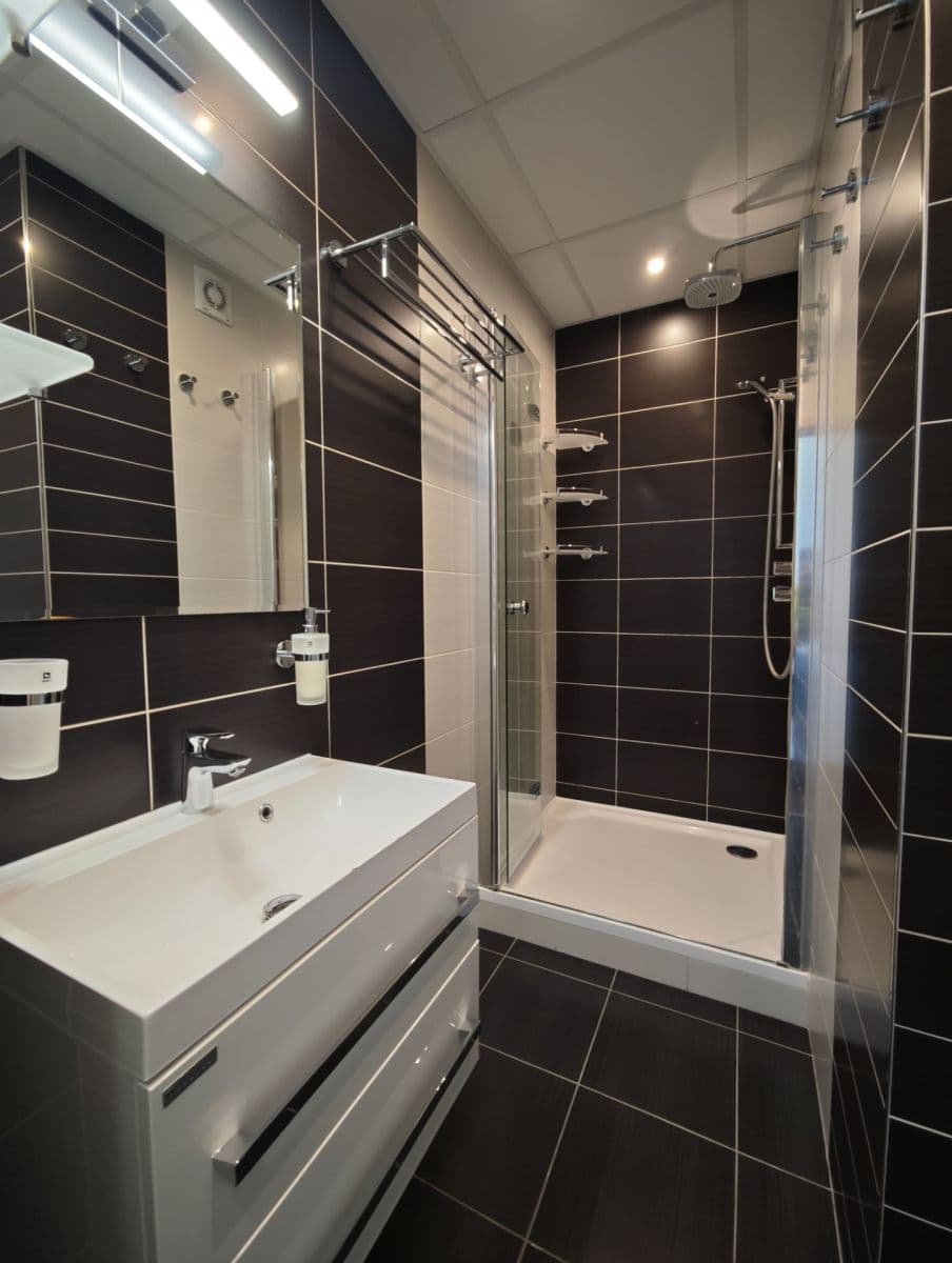 Prenájom bytu 3-izbový 76 m², Na Svahu, Třebíč, Kraj Vysočina Prenájom bytu 3-izbový 76 m², Na Svahu, Třebíč, Kraj Vysočina