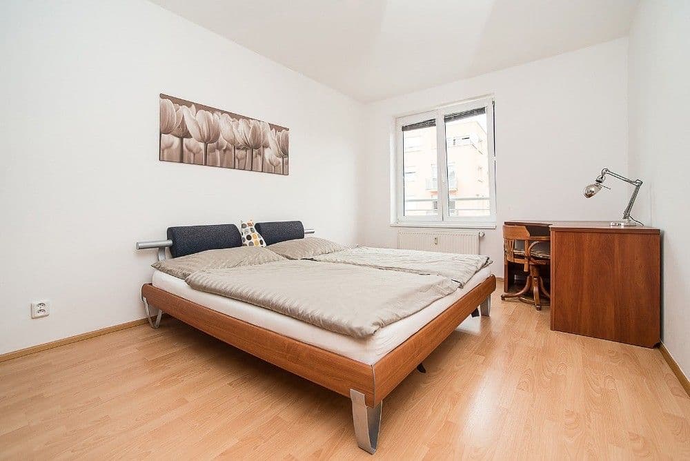 Prenájom bytu 2-izbový 52 m², Mattioliho, Praha, Praha Prenájom bytu 2-izbový 52 m², Mattioliho, Praha, Praha