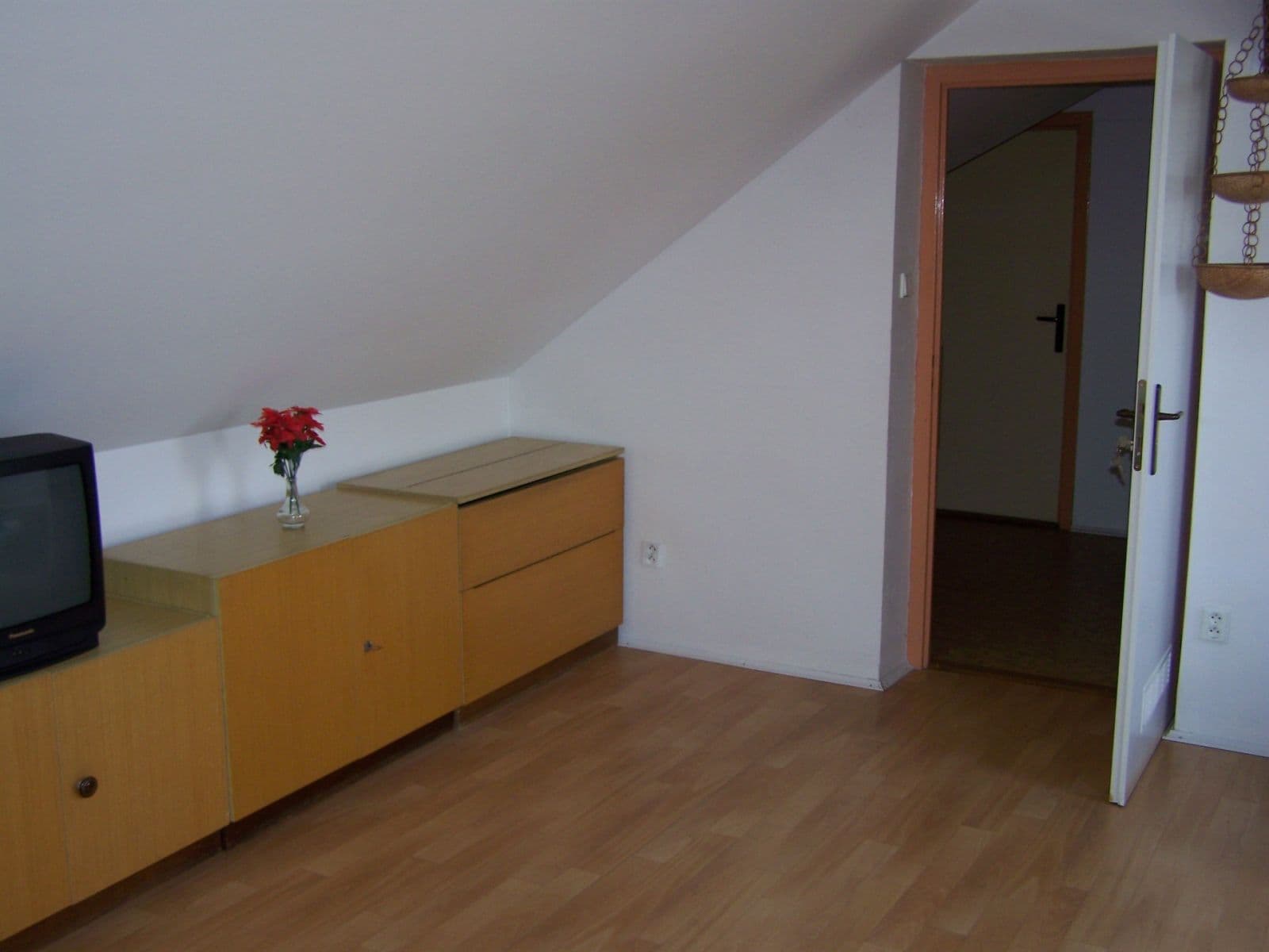 Prenájom domu 104 m², pozemek 212 m², Krupská, Bělá pod Bezdězem, Středočeský kraj Prenájom domu 104 m², pozemek 212 m², Krupská, Bělá pod Bezdězem, Středočeský kraj