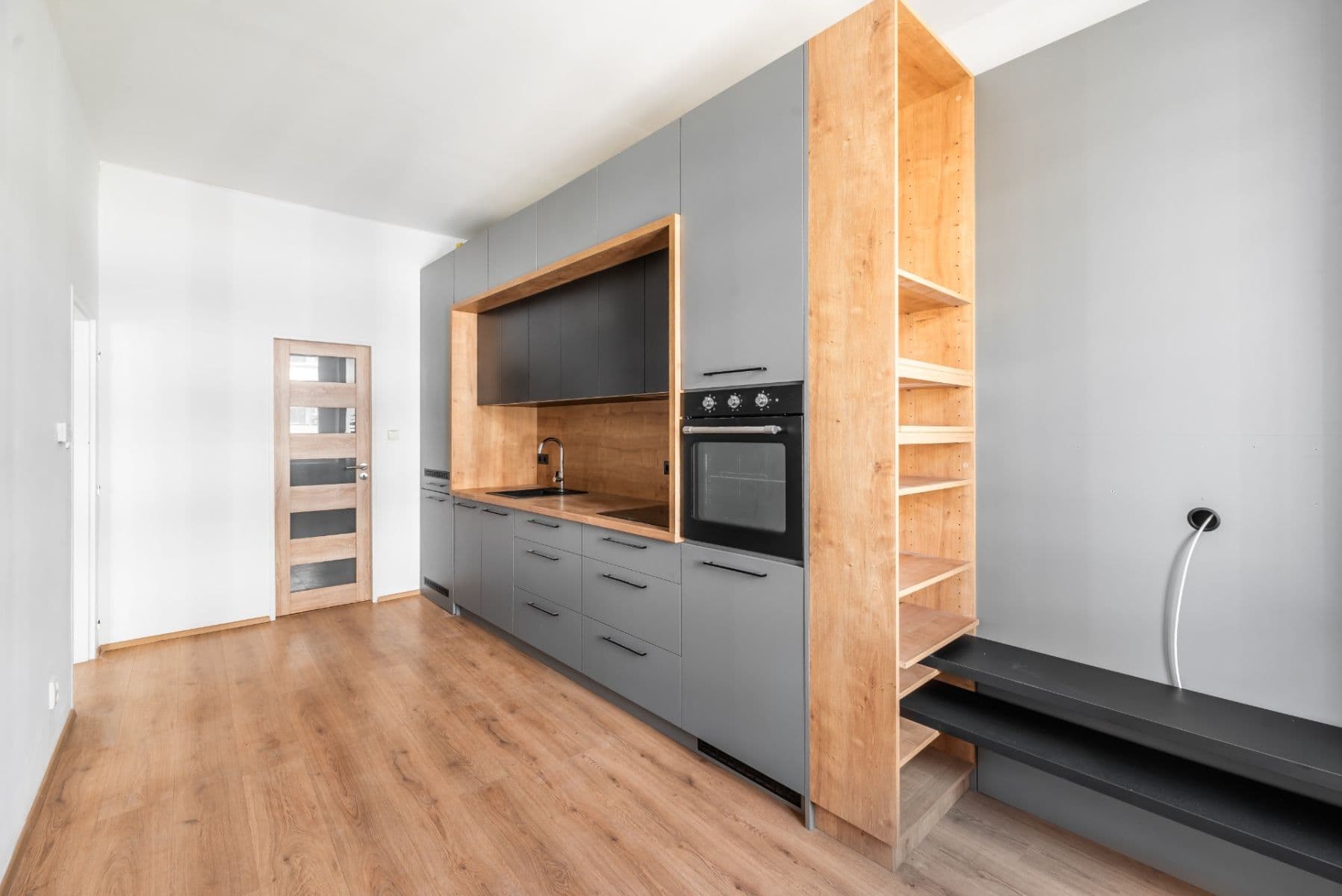 Predaj bytu 2-izbový 38 m², Holečkova, Praha, Praha Predaj bytu 2-izbový 38 m², Holečkova, Praha, Praha