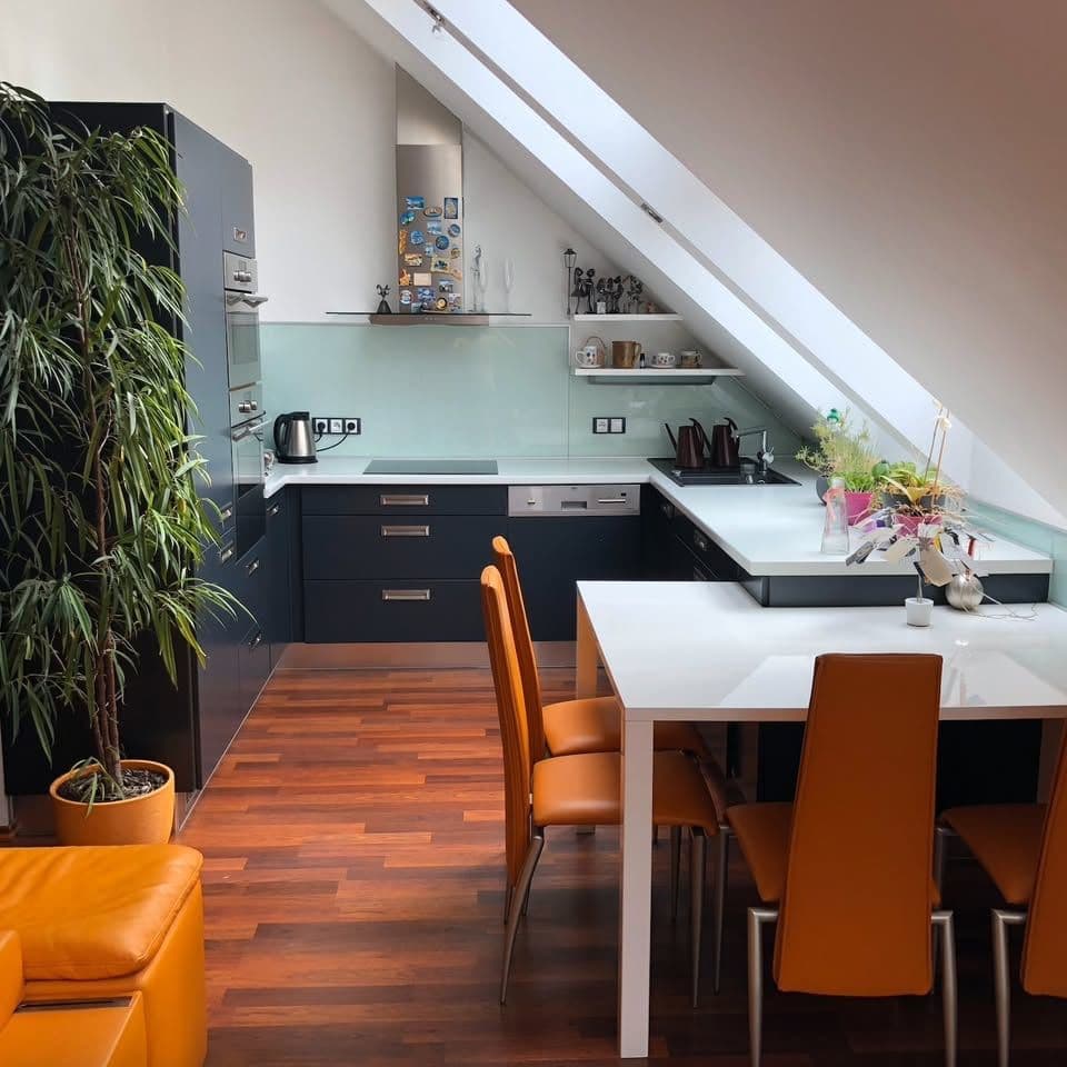 Predaj bytu 3-izbový 130 m², Nákladní, Opava, Moravskoslezský kraj Predaj bytu 3-izbový 130 m², Nákladní, Opava, Moravskoslezský kraj