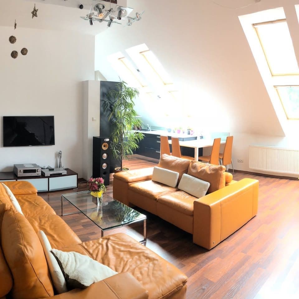 Predaj bytu 3-izbový 130 m², Nákladní, Opava, Moravskoslezský kraj Predaj bytu 3-izbový 130 m², Nákladní, Opava, Moravskoslezský kraj