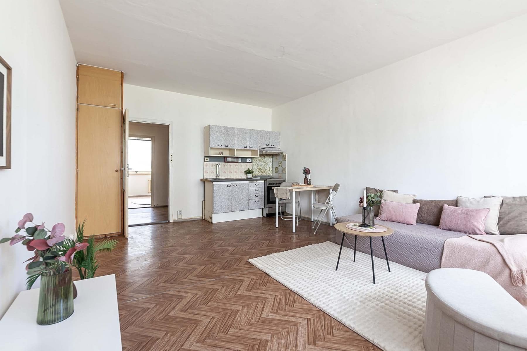 Predaj bytu 1-izbový 45 m², Geologická, Praha, Praha Predaj bytu 1-izbový 45 m², Geologická, Praha, Praha