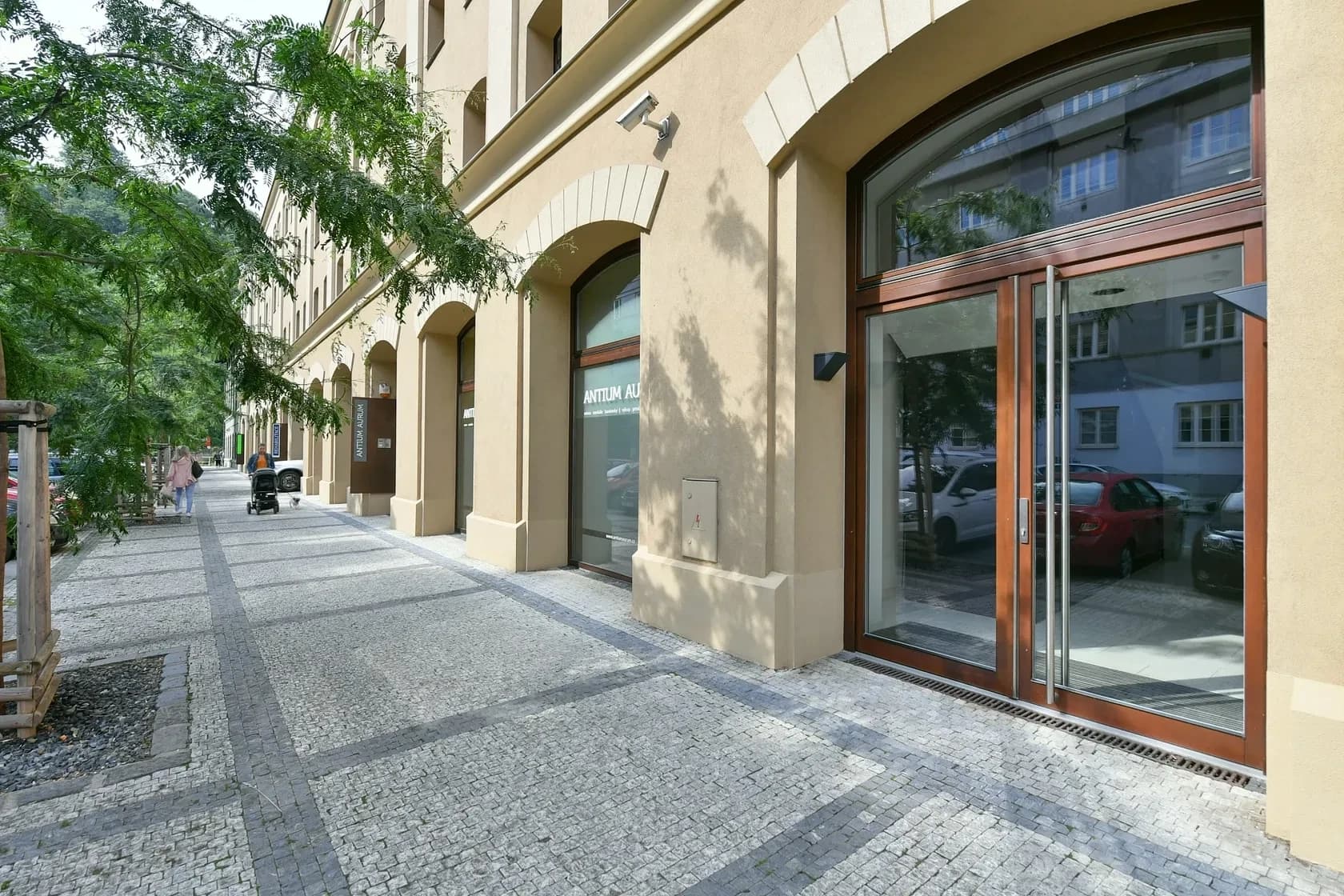 Prenájom bytu 3-izbový 103 m², Šaldova, Praha, Praha Prenájom bytu 3-izbový 103 m², Šaldova, Praha, Praha