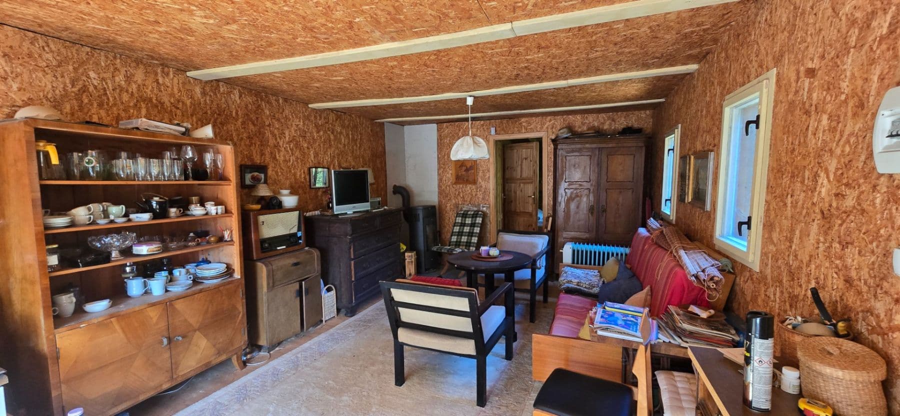 Predaj rekreačného objektu 34 m², pozemek 536 m², Mnichovice, Středočeský kraj Predaj rekreačného objektu 34 m², pozemek 536 m², Mnichovice, Středočeský kraj