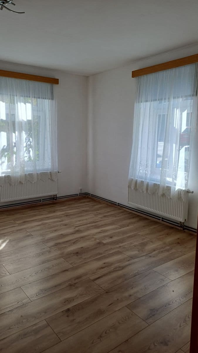 Prenájom bytu 2-izbový 51 m², Londýnská, Liberec, Liberecký kraj Prenájom bytu 2-izbový 51 m², Londýnská, Liberec, Liberecký kraj