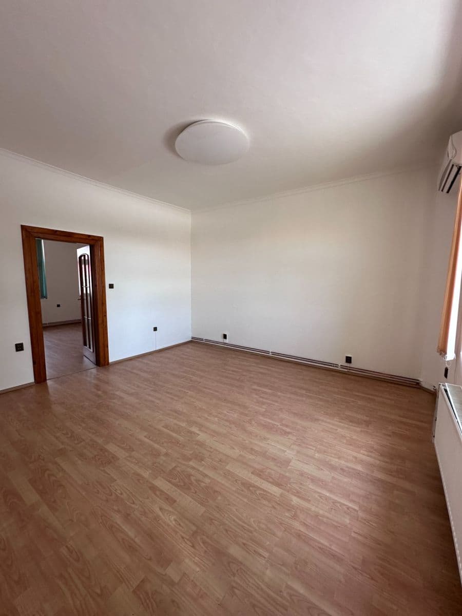 Prenájom bytu 2-izbový 62 m², Masarykova, Kutná Hora, Středočeský kraj Prenájom bytu 2-izbový 62 m², Masarykova, Kutná Hora, Středočeský kraj