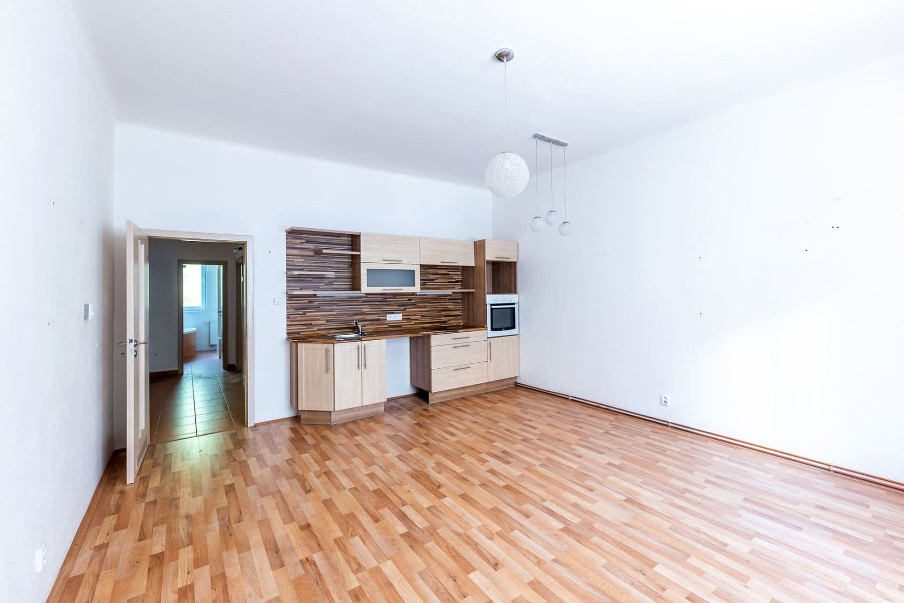Predaj bytu 2-izbový 50 m², Jablonského, Plzeň, Plzeňský kraj Predaj bytu 2-izbový 50 m², Jablonského, Plzeň, Plzeňský kraj