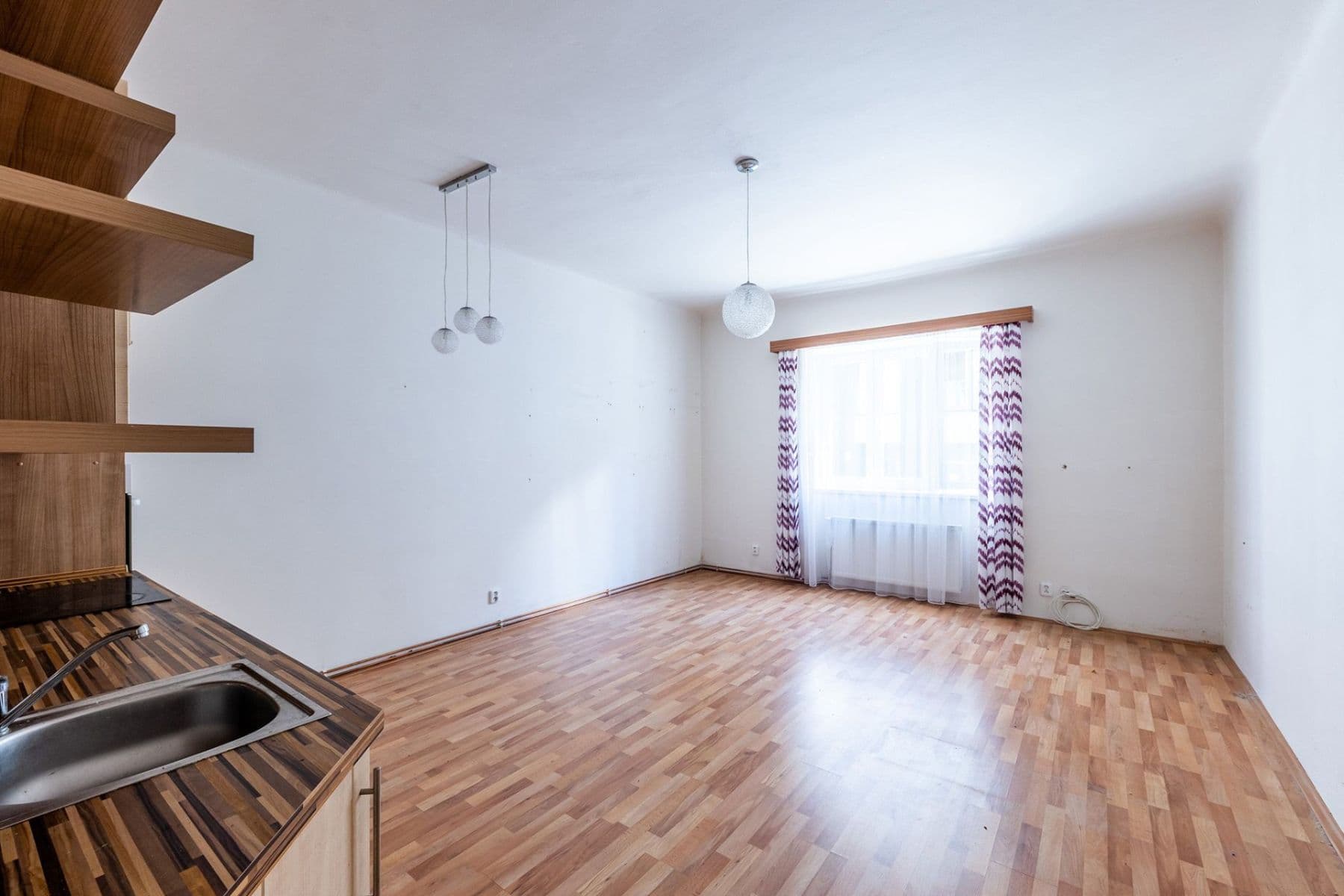 Predaj bytu 2-izbový 50 m², Jablonského, Plzeň, Plzeňský kraj Predaj bytu 2-izbový 50 m², Jablonského, Plzeň, Plzeňský kraj