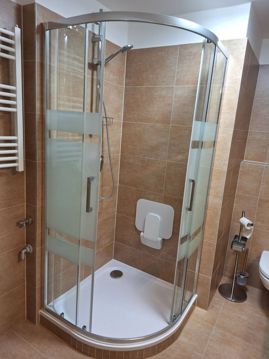Prenájom bytu 1-izbový 33 m², Strančická, Praha, Praha Prenájom bytu 1-izbový 33 m², Strančická, Praha, Praha