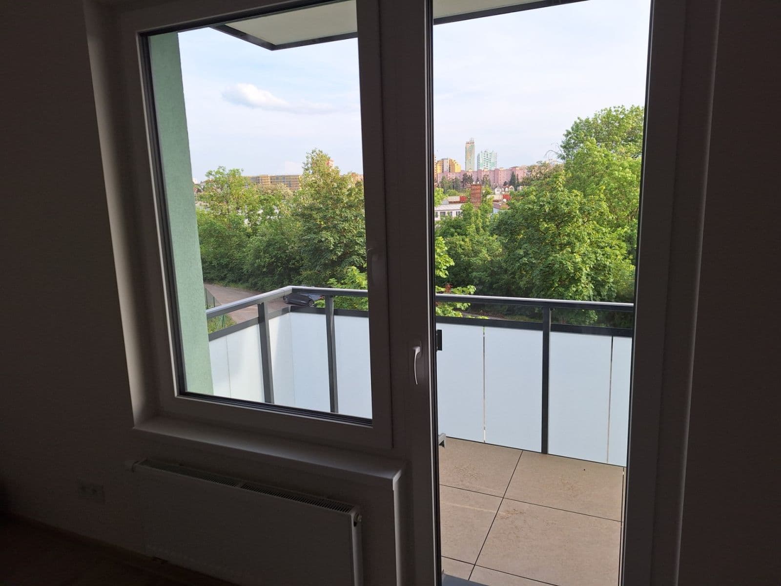 Prenájom bytu 1-izbový 33 m², Strančická, Praha, Praha Prenájom bytu 1-izbový 33 m², Strančická, Praha, Praha