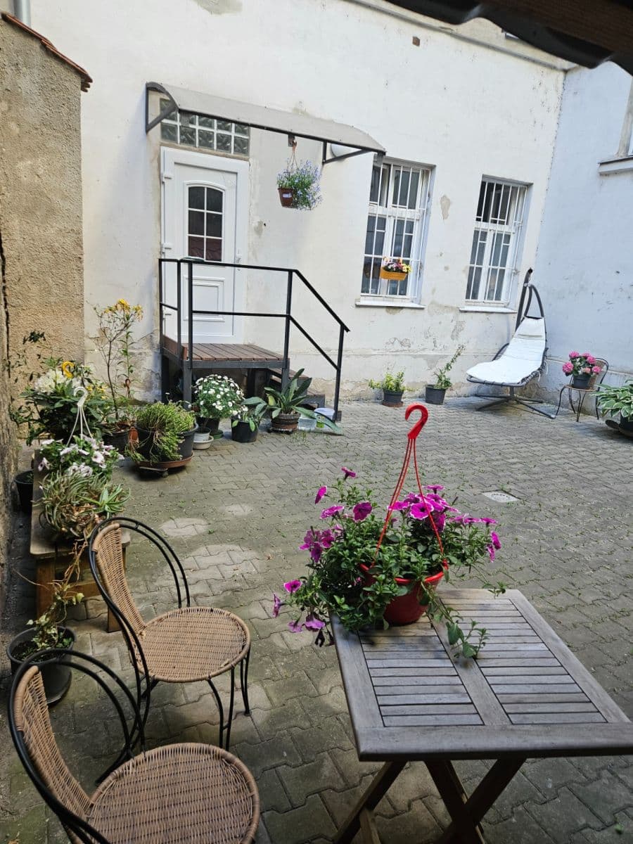 Prenájom bytu 3-izbový 55 m², Neklanova, Praha, Praha Prenájom bytu 3-izbový 55 m², Neklanova, Praha, Praha