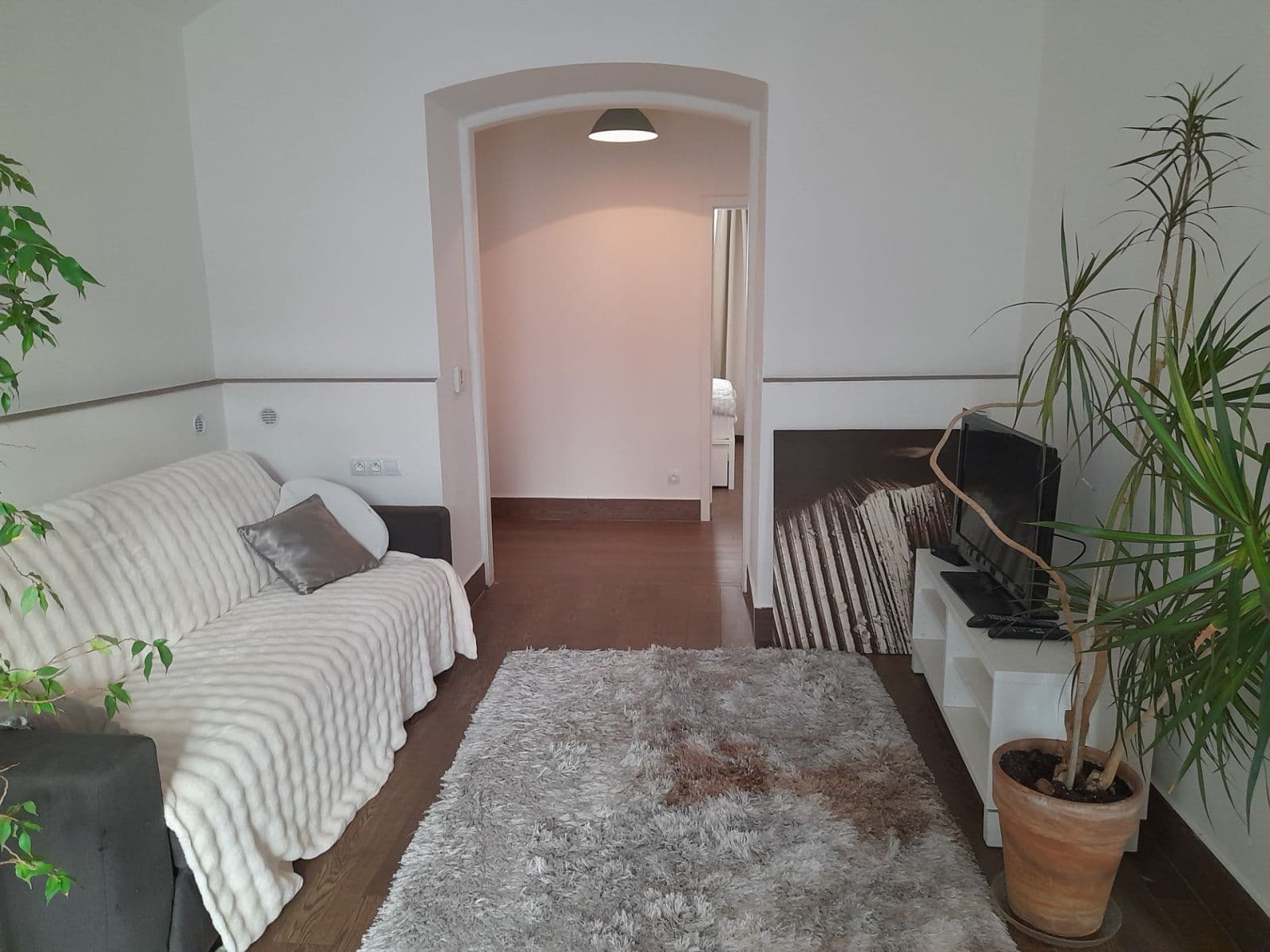 Prenájom bytu 3-izbový 55 m², Neklanova, Praha, Praha Prenájom bytu 3-izbový 55 m², Neklanova, Praha, Praha