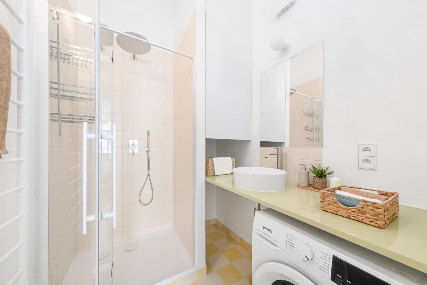 Prenájom bytu 2-izbový 47 m², Pod Zvonařkou, Praha, Praha Prenájom bytu 2-izbový 47 m², Pod Zvonařkou, Praha, Praha