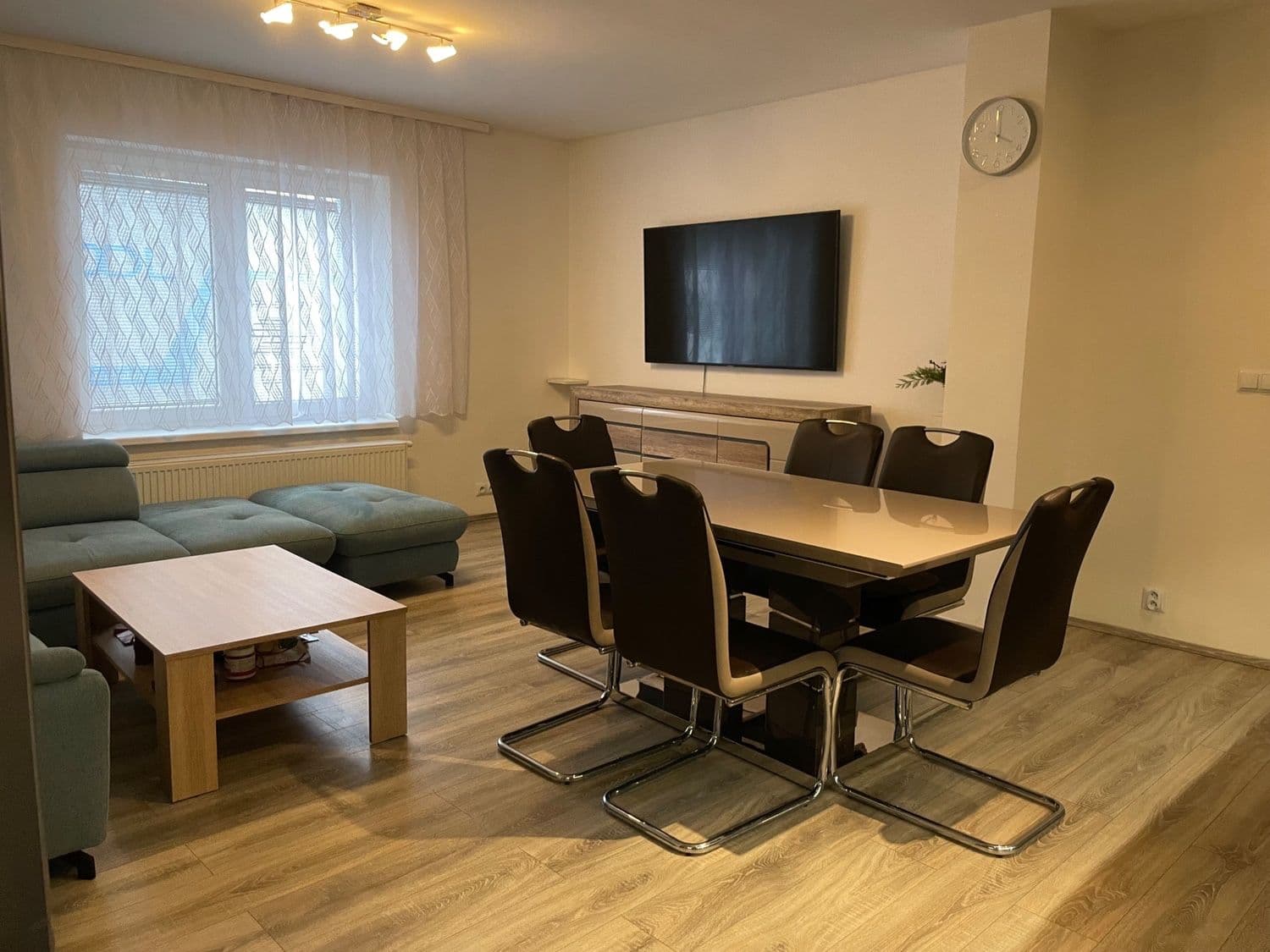 Predaj domu 303 m², pozemok 661 m², Legionářů, Praha, Praha Predaj domu 303 m², pozemok 661 m², Legionářů, Praha, Praha