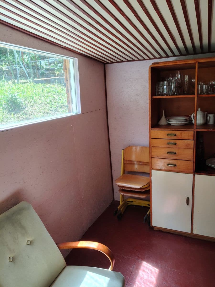 Predaj rekreačného objektu 14 m², pozemek 529 m², Pod Novým lesem, Praha, Praha Predaj rekreačného objektu 14 m², pozemek 529 m², Pod Novým lesem, Praha, Praha