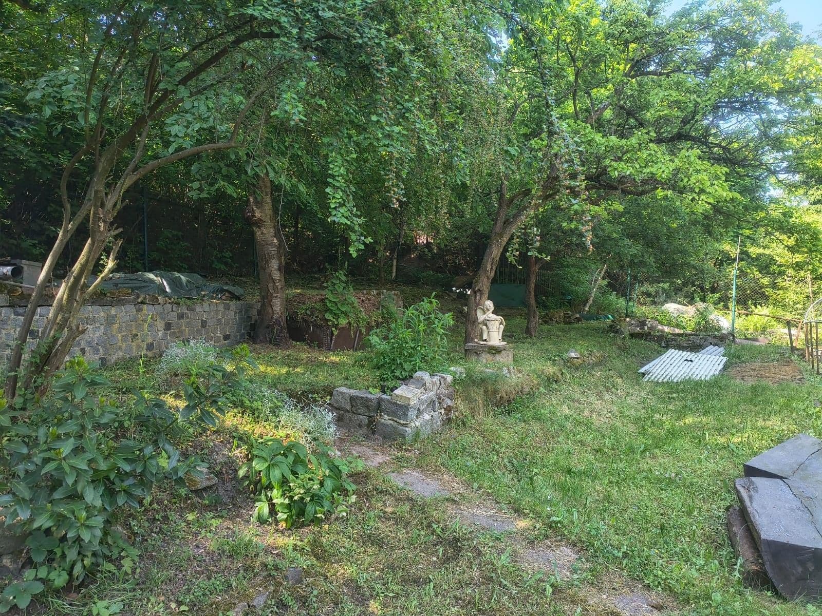 Predaj rekreačného objektu 14 m², pozemek 529 m², Pod Novým lesem, Praha, Praha Predaj rekreačného objektu 14 m², pozemek 529 m², Pod Novým lesem, Praha, Praha